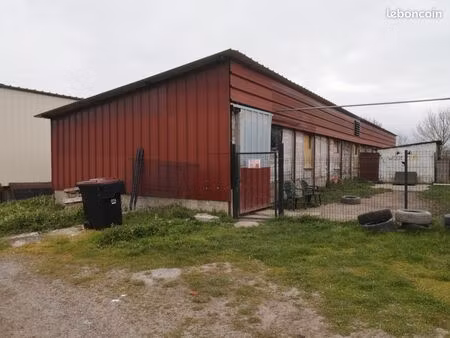 hangar à louer