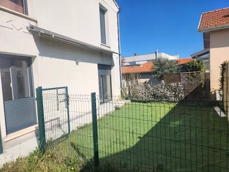 vente appartement 3 pièces 70 m² à cenon (33150)  185 000 €