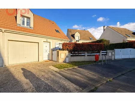 maison villejust 80 m² t-4 à vendre  349 000 €