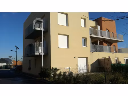 chessy : grand appartement en location 775 eur par mois