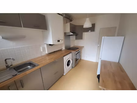 location appartement 3 pièces 76 m² à lons-le-saunier (39000)