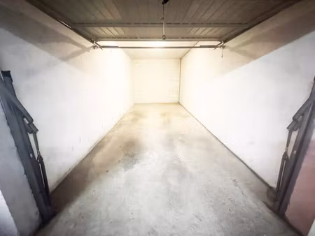 location garage 19 m² à annecy (74000)
