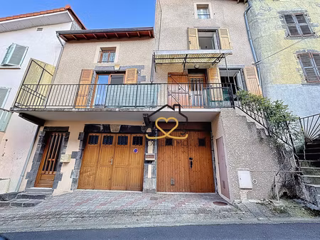 grande maison de bourg - garages - caves - balcon - dallet 63111