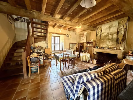 vente maison 7 pièces 192 m² fontaine-le-comte (86240)