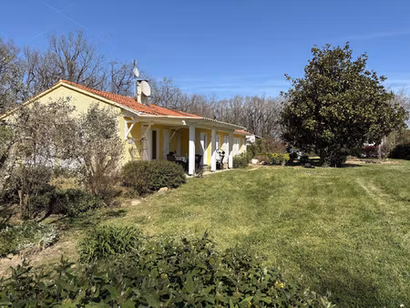 exclusivité : maison de plain pied de 130 m2  t4  garage amé