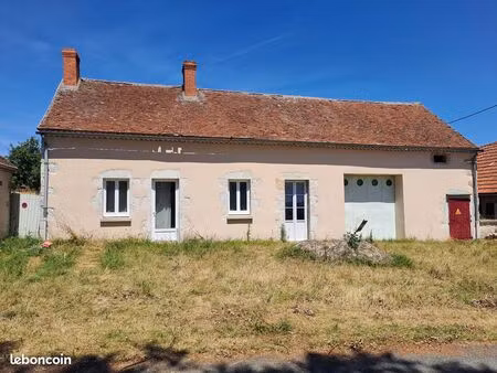 charmante longère à fort potentiel  idéale pour passionnés de rénovation