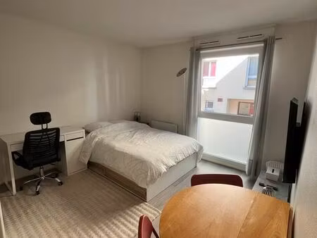 agréable studio meublé – le petit quevilly  proche métro