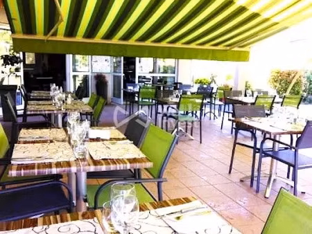 vente locaux professionnels 300 m² à toulonjac (12200)  380 000 €