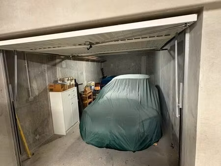 garage box fermé gex