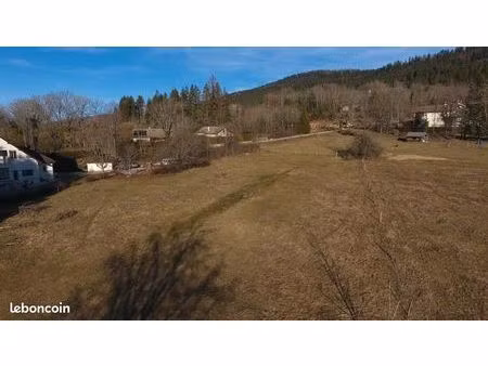 terrain 1 940 m² hauteville lompnes