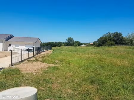 terrain constructible 1476 m² viabilisé – fibre – 25 min mâcon – hors lotissement