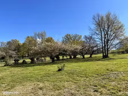 terrain 1 120 m² parcieux
