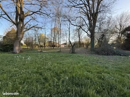 terrain 896 m² dommartin