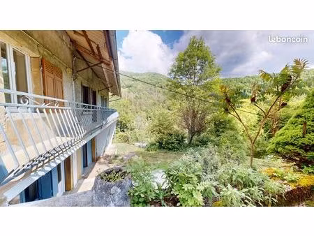 maison 5 pièces 159 m²