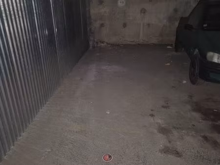 emplacement sous-terrain garage