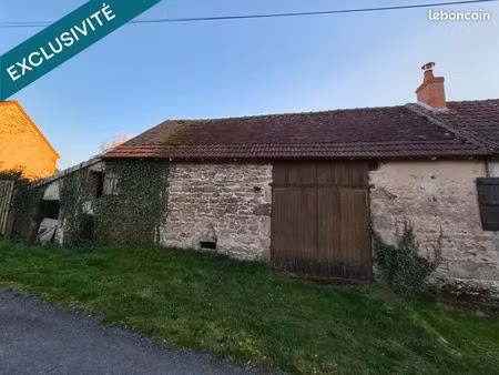 parking/box 312 m² echassieres