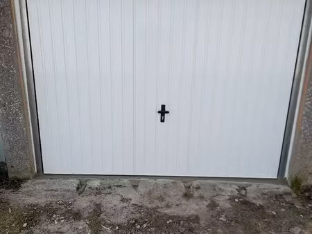 vends garage à villers-côtterets