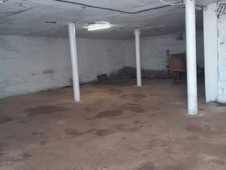 local stockage ou autre 130m2