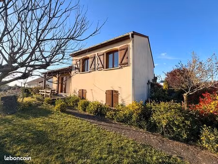 pavillon 3 pièces 90 m²