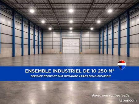 local industriel 10 250 m²