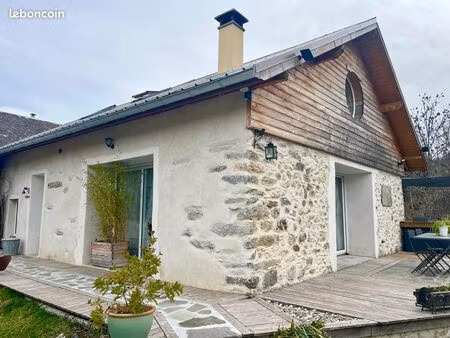 maison. 4 chambres. 124 m²