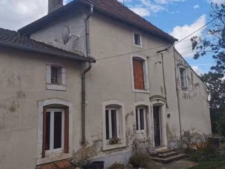 ancienne petite ferme à vendre dans les vosges