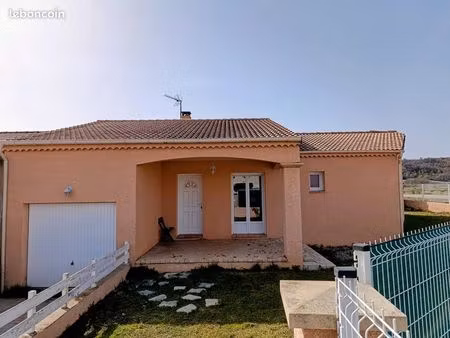 vend maison t4 de 2013.90 m² habitables et garage de 20m²sur terrain de 350ml²