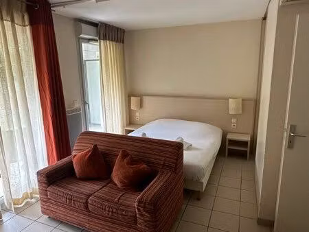 location studio 32m2 divonne