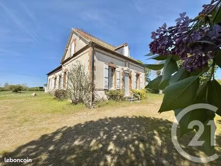 maison 7 pièces 173 m²