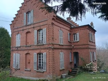maison 8 pièces 290 m²
