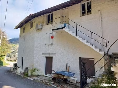 appartement 2 pièces 52 m²