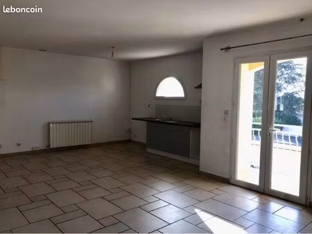 appartement t4 85m2 environ