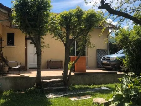 location à l'année maison individuelle meublée