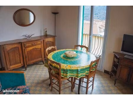 appartement situe a roquebilliere nouveau. 144000 euros. 3 pieces cuisine.55 m2