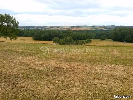 terrain 1 584 m² pourrain