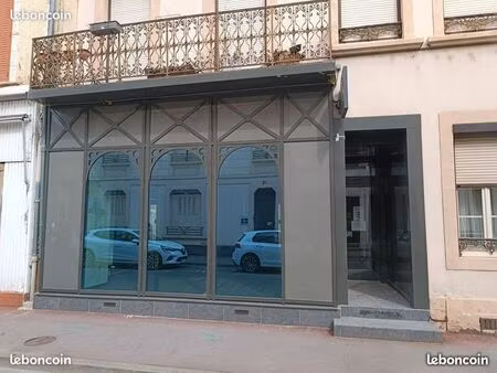 loue local commercial de 75m2 rue barathon