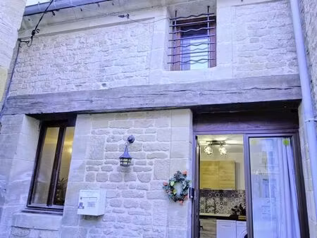 maison de ville 5 pièces – 77 m² – centre de douvres-la-délivrande