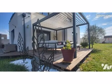maison 7 pièces 155 m²