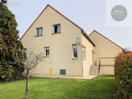 maison 6 pièces 130 m²