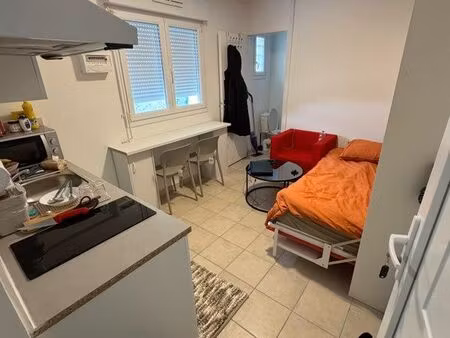 studio toute charges comprises