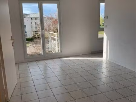 appartement lumineux - 650 cc