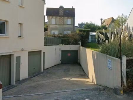 location box dans résidence bord de mer 14800 tourgeville