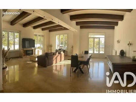 maison 10 pièces 420 m²