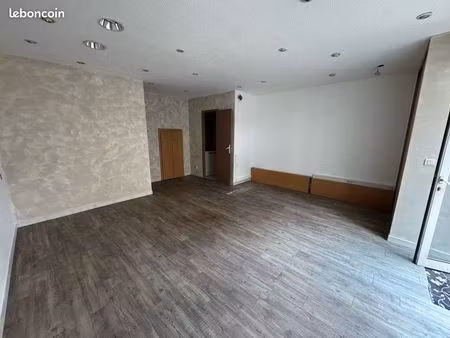 local commercial 35m2