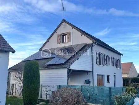 pavillon 7 pièces 150 m²