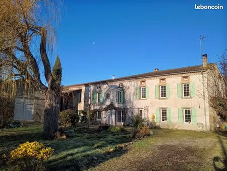 magnifique ferme du 19° siècle rénovée près de pamiers  ariège  occitanie