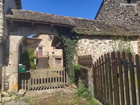 maisons dans corps de ferme traditionnel