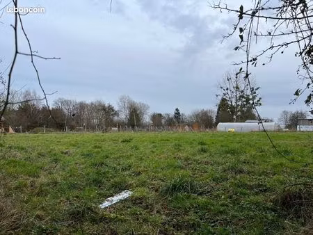 terrain 1 519 m² formentin