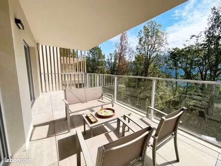spacieux t3 avec terrasse dans résidence récente et sécurisée