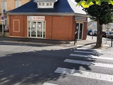 local commercial 135 m2 avenue de saint- amand à bourges